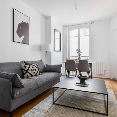 Service 2 Pieces Au Coeur Du 19e - 4p Appartement Paris