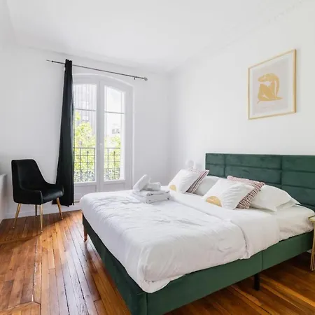 Service 2 Pieces Au Coeur Du 19e - 4p Appartement