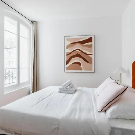 Apartment Service 2 Pieces Au Coeur Du 19e - 4p Paris