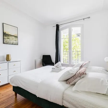 Apartment Service 2 Pieces Au Coeur Du 19e - 4p